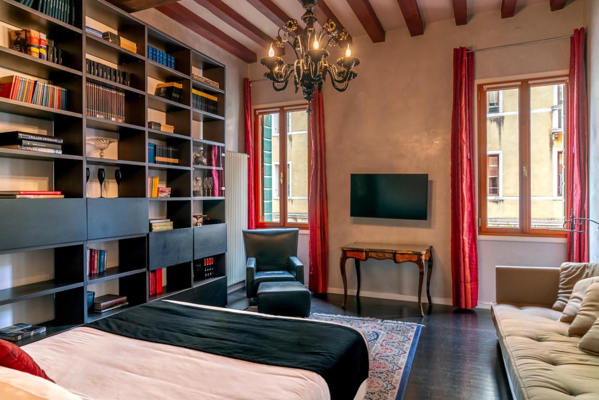 Отель Palazzo San Luca Венеция Номер фото